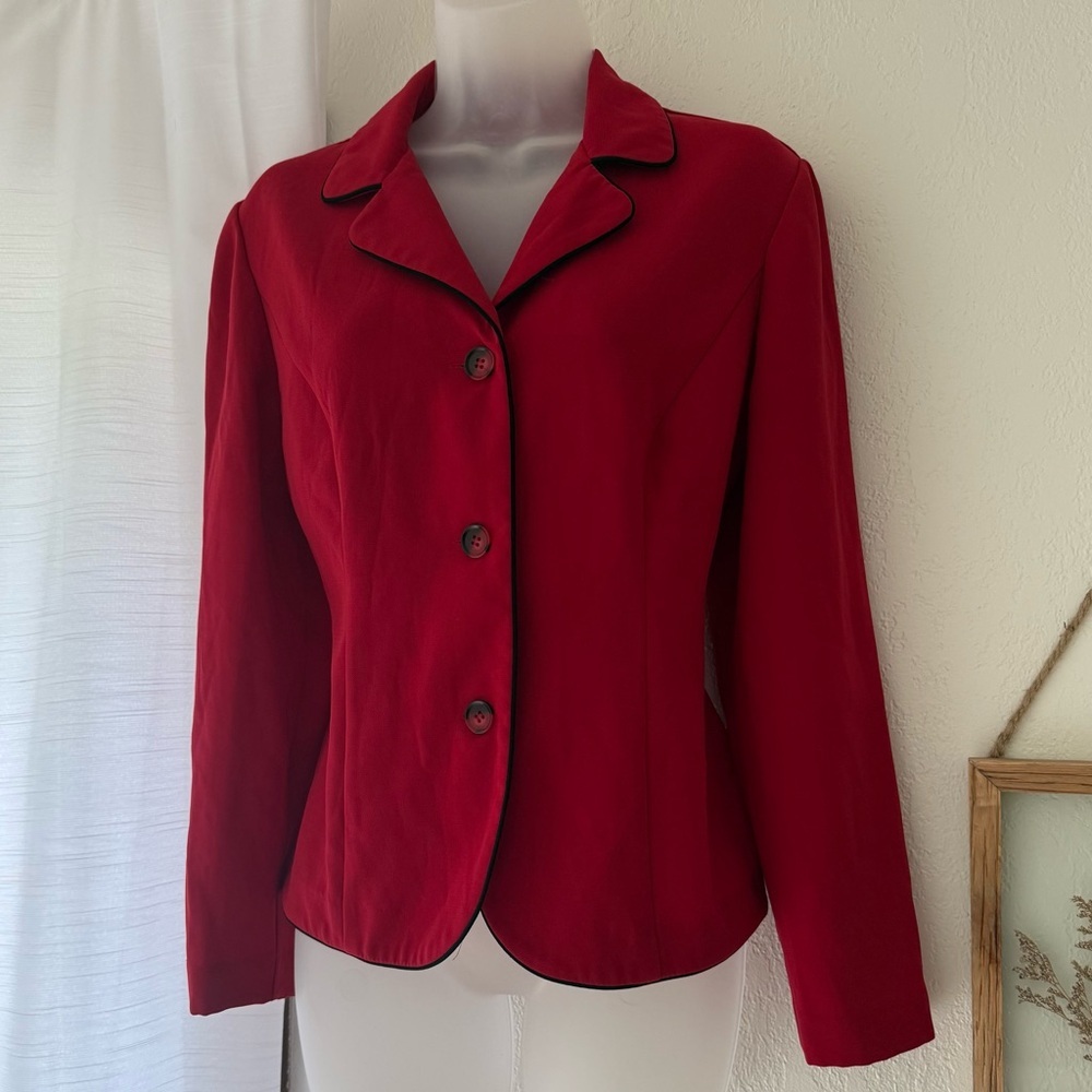 Elegant Red Blazer for Women
